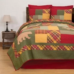 C&F Home Buckley Lodge Quilt Set With Shams