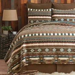 C&F Home Wyatt Quilt Set With Shams