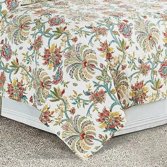 C&F Home Braganza Quilt Set With Shams - Image 3