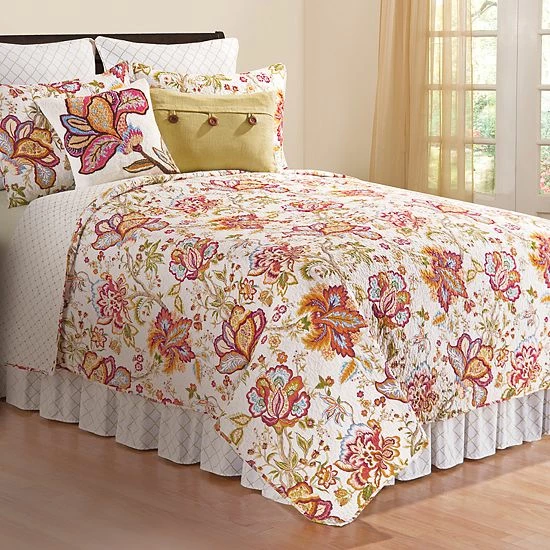 C&F Home Bethany Floral Quilt Set