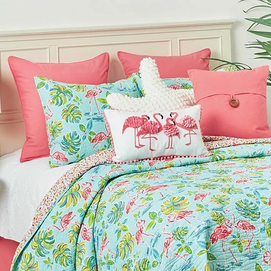 C&F Home Flamingo Garden Quilt Set With Shams - Image 2