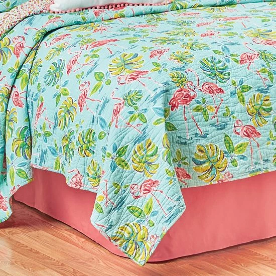 C&F Home Flamingo Garden Quilt Set With Shams - Image 3